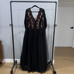 City Chic Black Lace Long Sleeve Dress